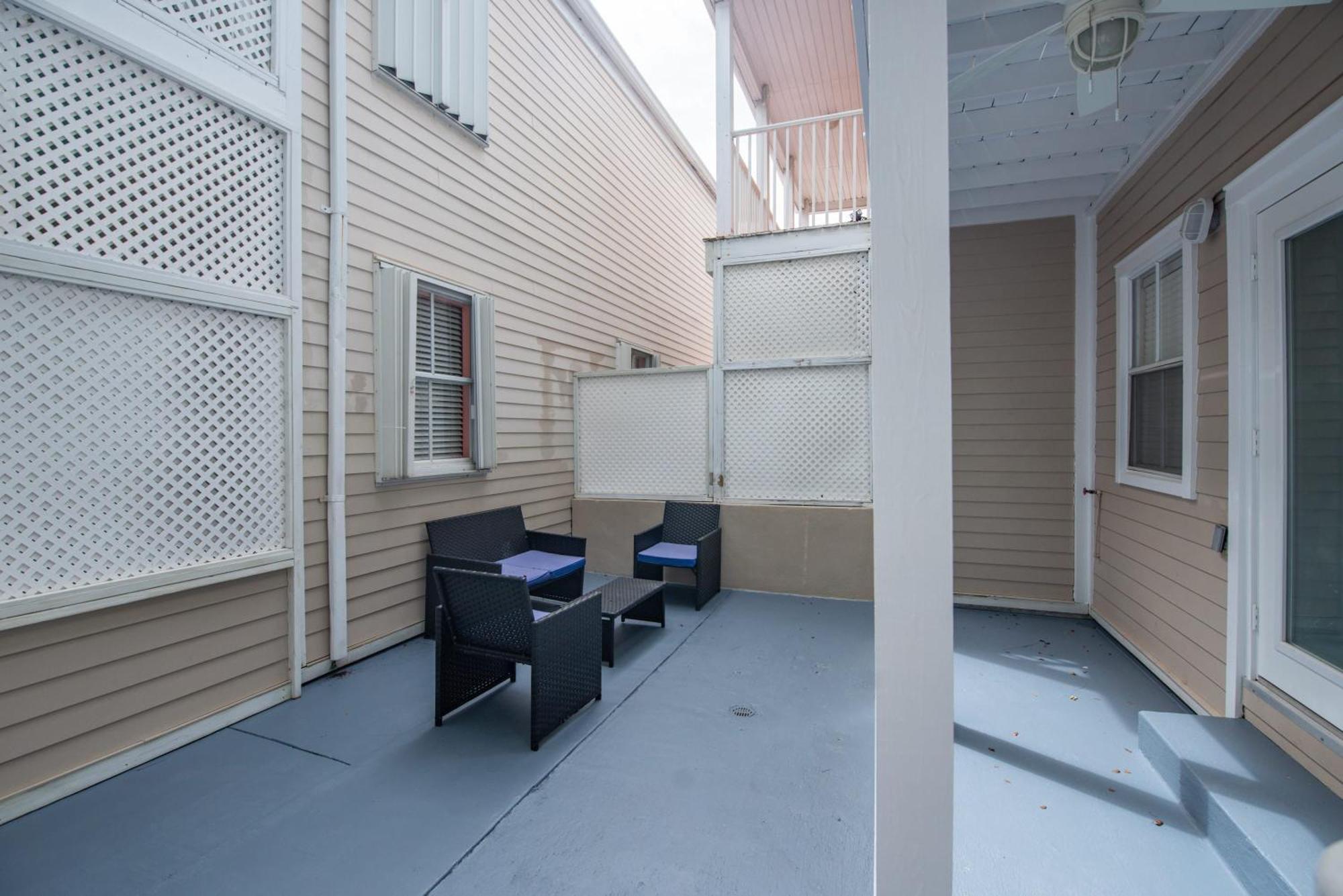 New Casa Caribe By Brightwild- Two-Story Condo Rooftop Pool Key West Exterior foto