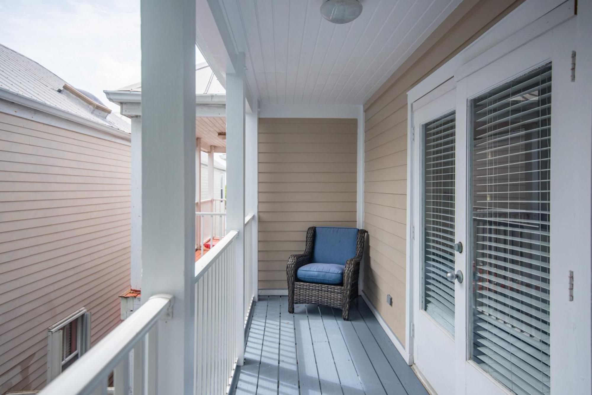 New Casa Caribe By Brightwild- Two-Story Condo Rooftop Pool Key West Exterior foto