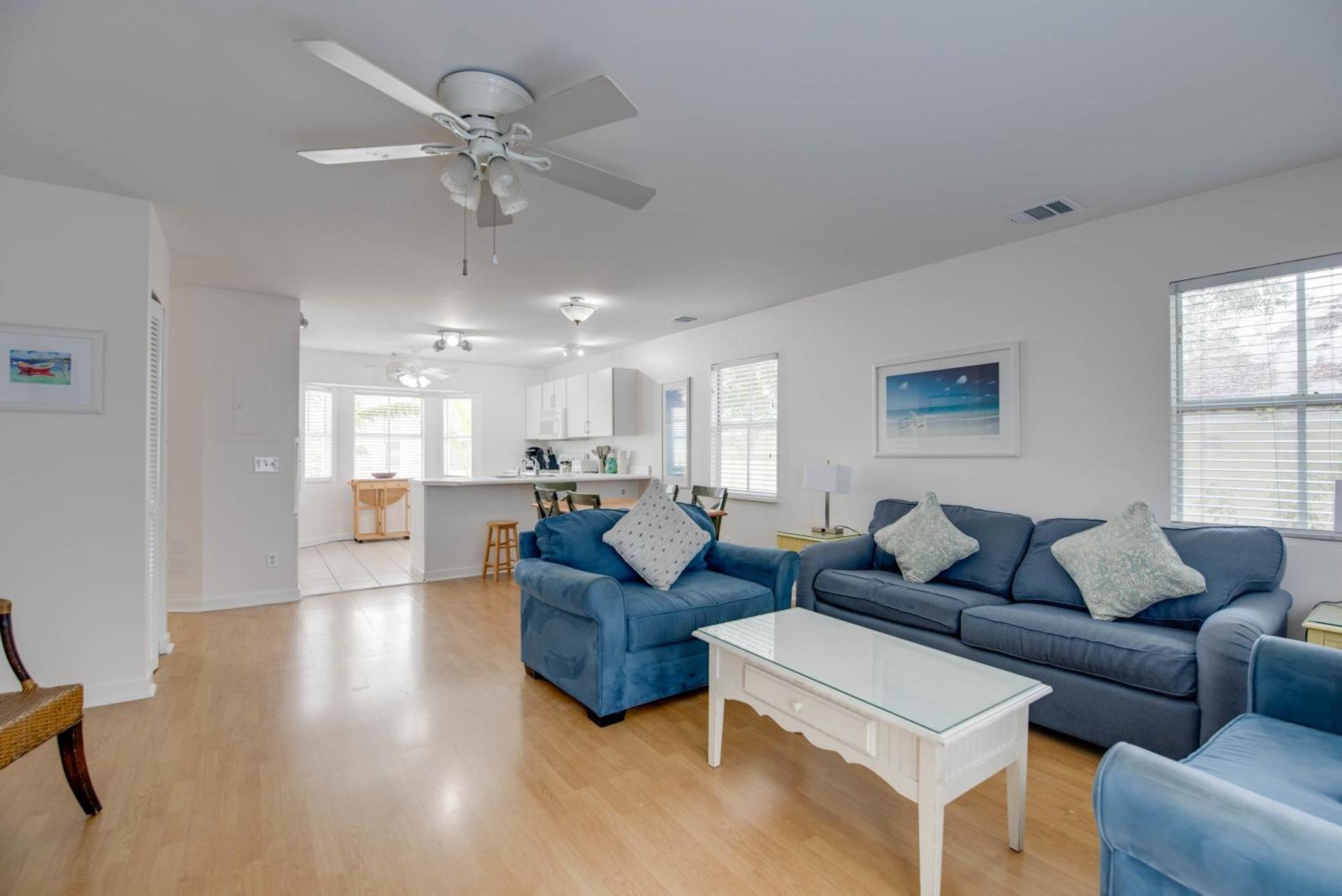 New Casa Caribe By Brightwild- Two-Story Condo Rooftop Pool Key West Exterior foto